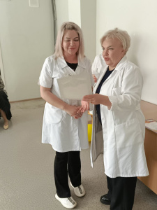 НА ВЕС ЗОЛОТА